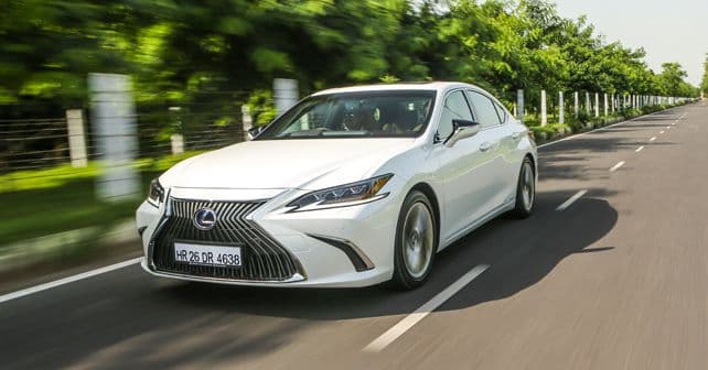 2018 Lexus ES 300h India Review4