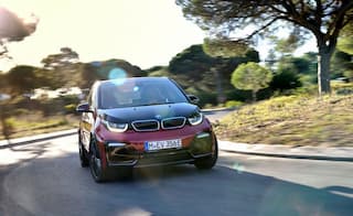 bmw i3s image front motion