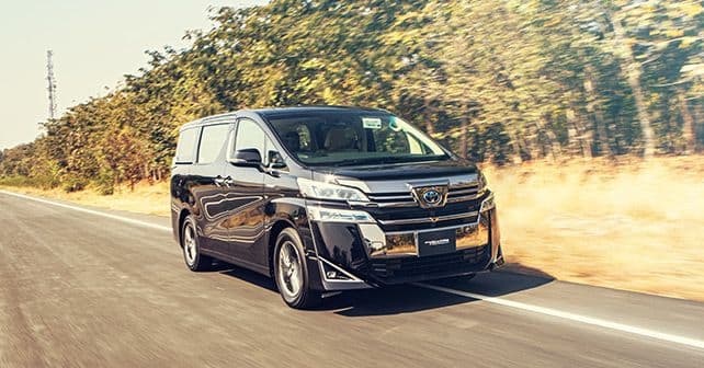 Toyota Vellfire India Review