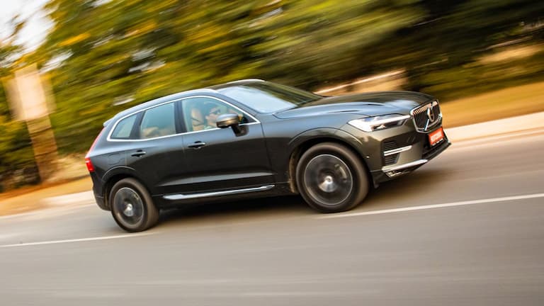 2022 Volvo XC60 Dynamic Shot