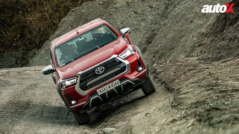 Toyota Hilux Front View