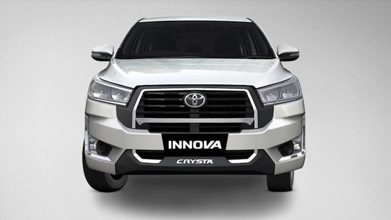 Toyota Innova Crysta 1 